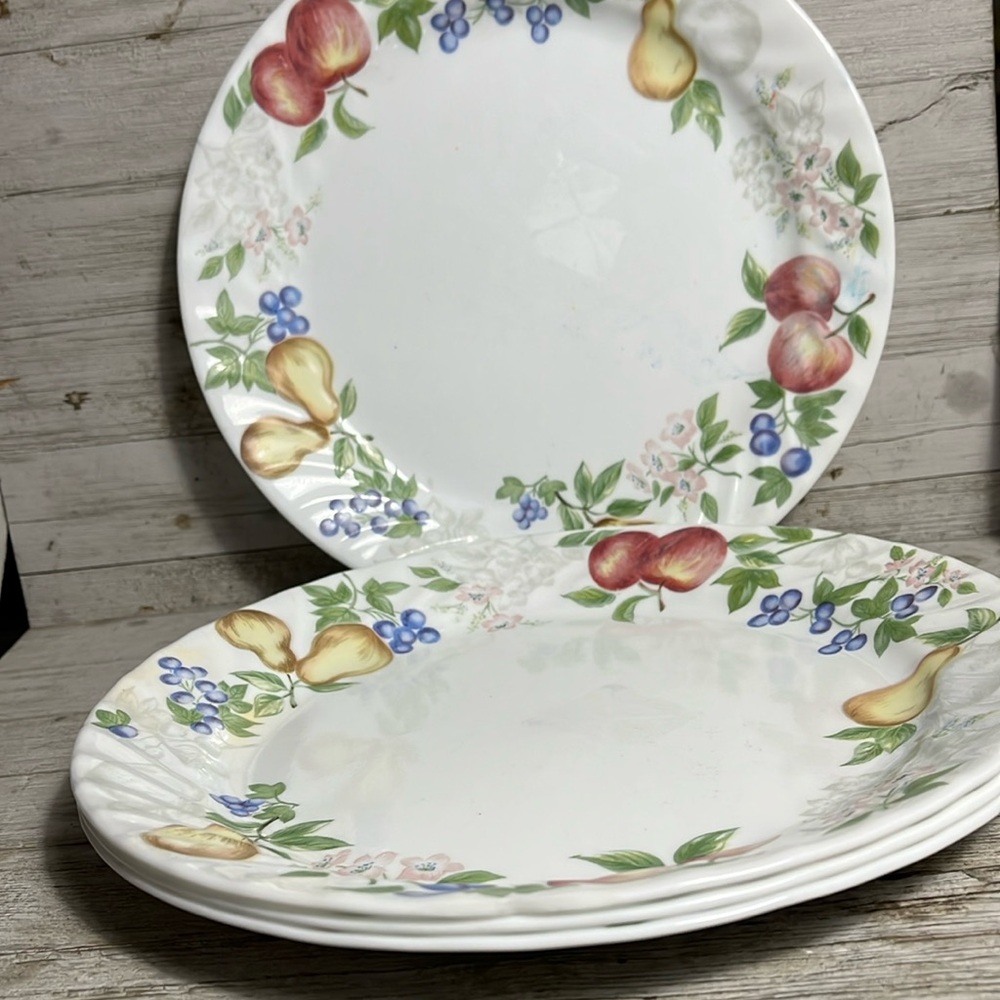 Corelle Chutney pattern set of  4, 10 1/4" dinner plates